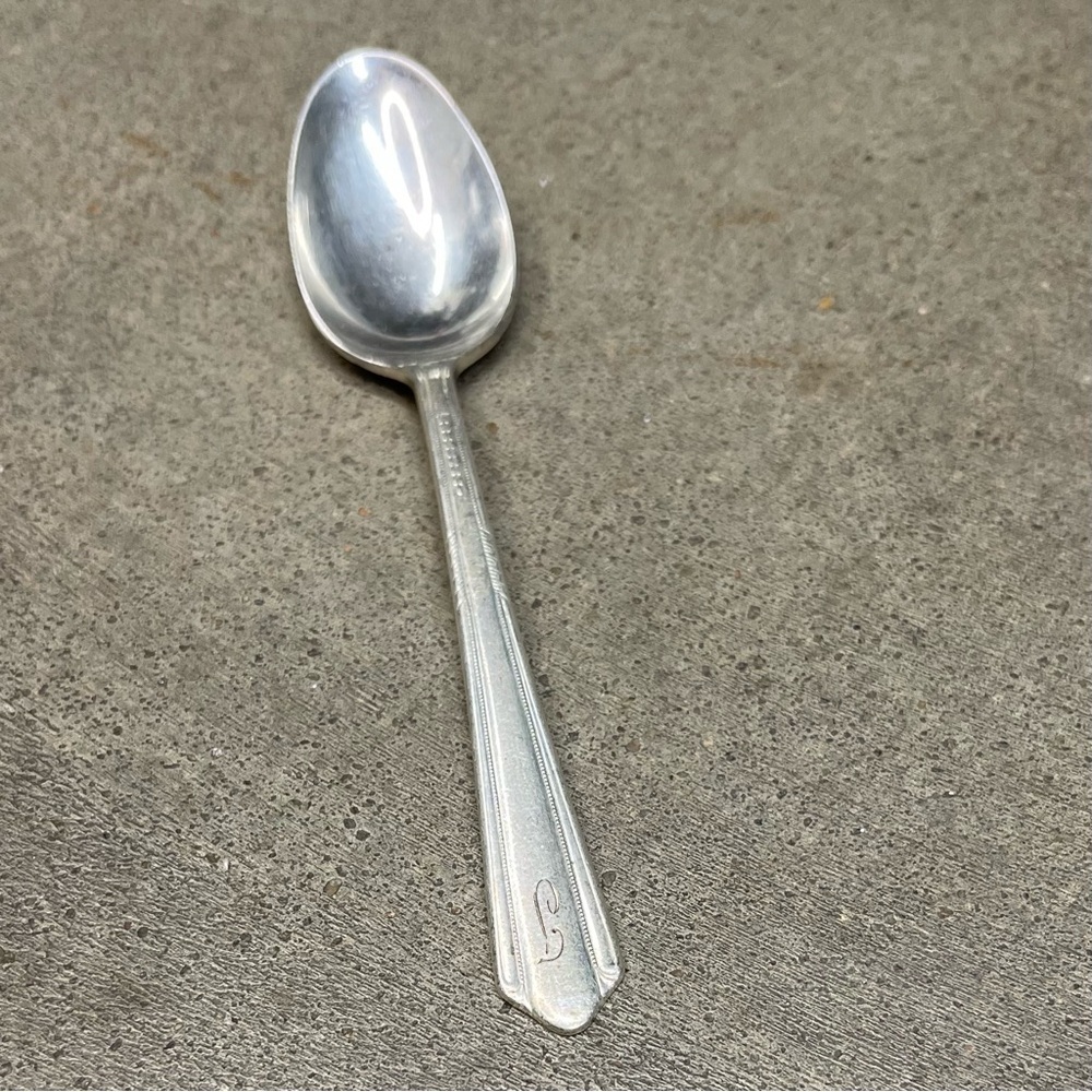 Vintage 1939 Holmes & Edwards Silverplate Flatware Set w Case Art Deco - Picture 10 of 11